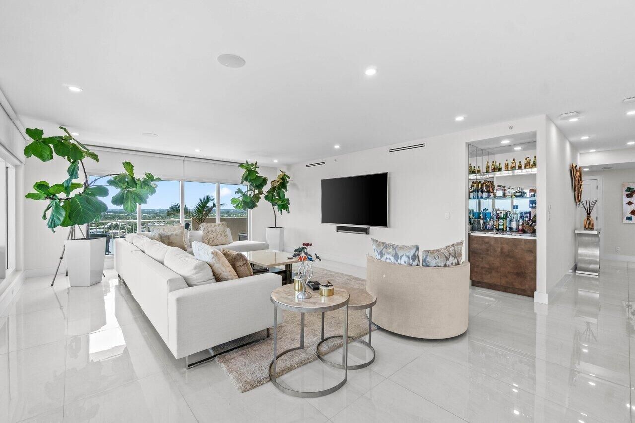 Property Photo: 4001 N Ocean Boulevard 1708 FL 33431