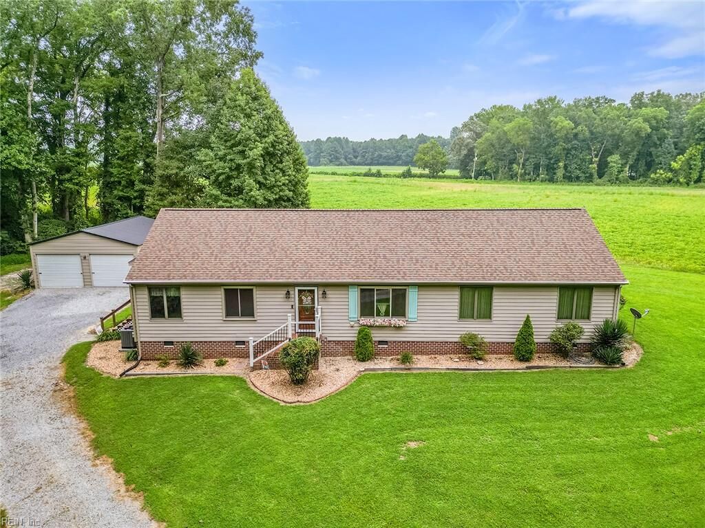 Property Photo:  7595 Indian Trl  VA 23437 