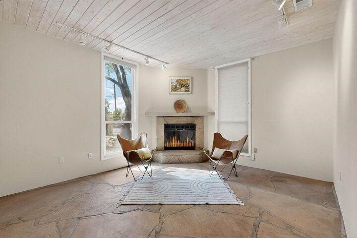 Property Photo: 640 Alto NM 87501