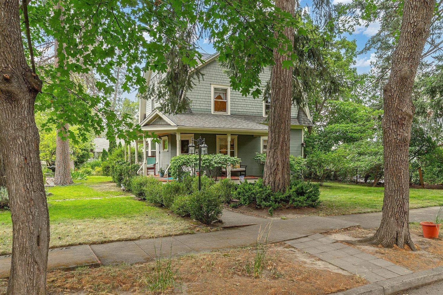 Property Photo: 3328 W 4th Ave WA 99224