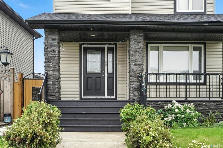 Property Photo: 166 Cornish Road SK S7T 0K4
