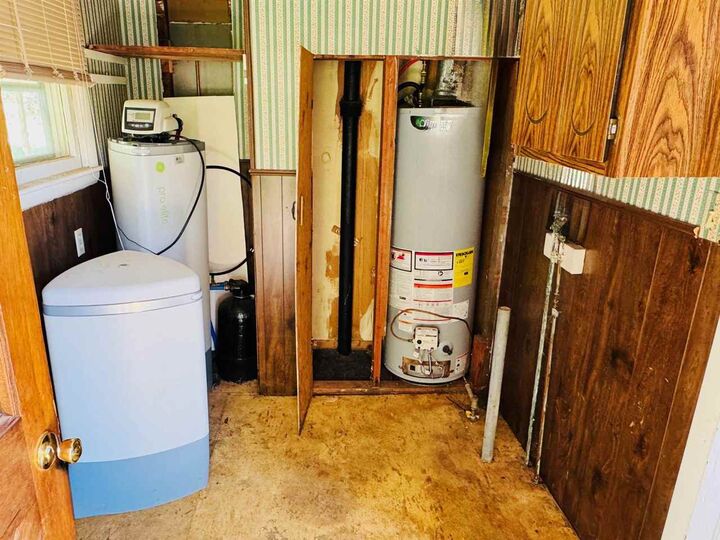 Property Photo:  1208 Holly Street  OK 73077 