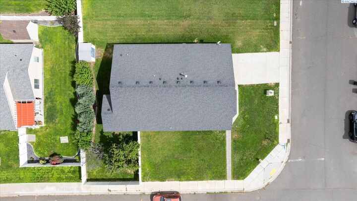 Property Photo:  3206 Calder Ln  WA 99301 