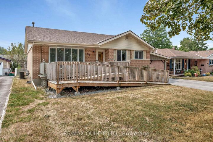 Property Photo:  257 College Street W  ON K8P 2H7 