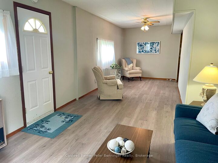 Property Photo:  105 McGivern Street W  ON N0G 2V0 