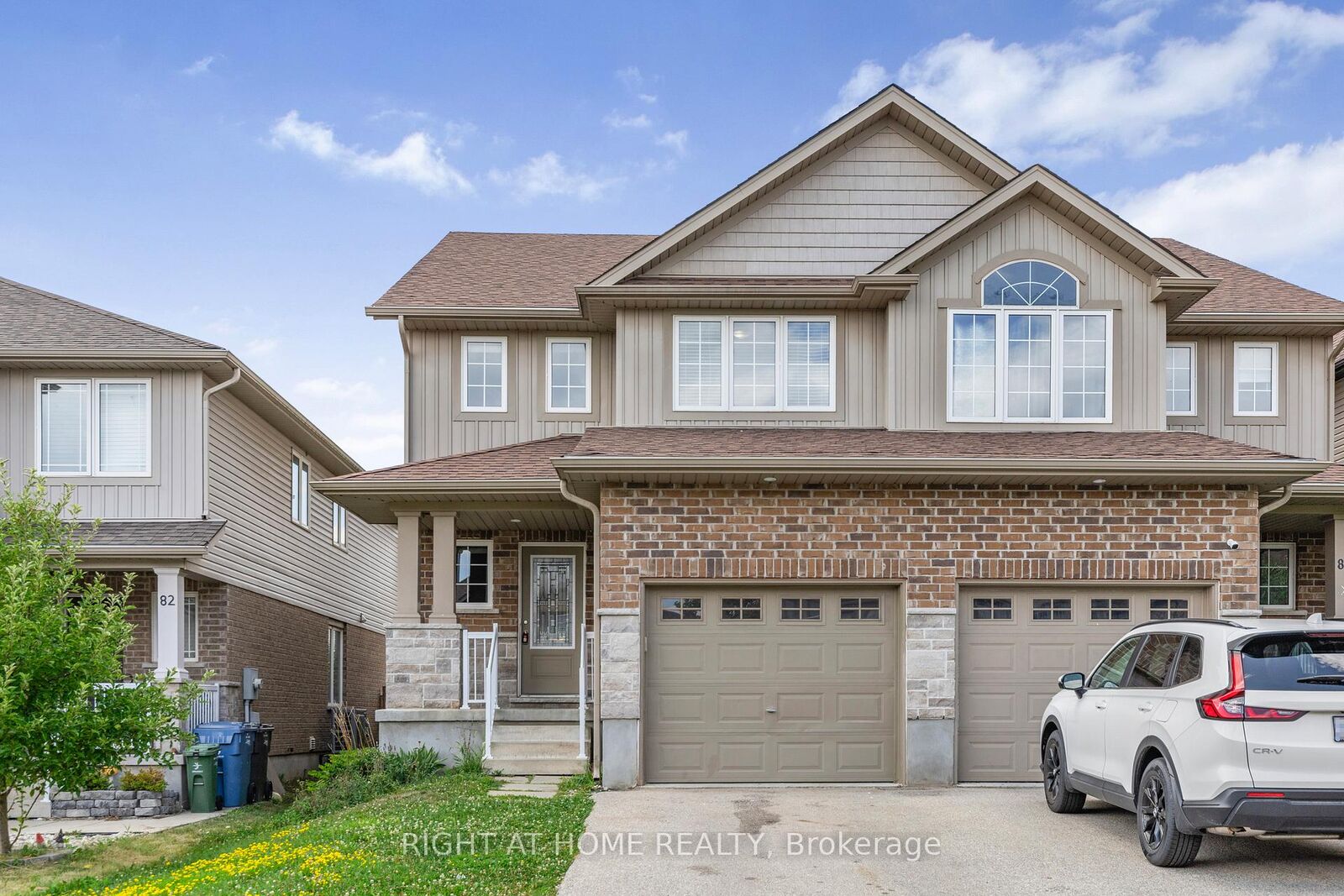 Property Photo:  84 Couling Crescent  ON N1E 0J8 