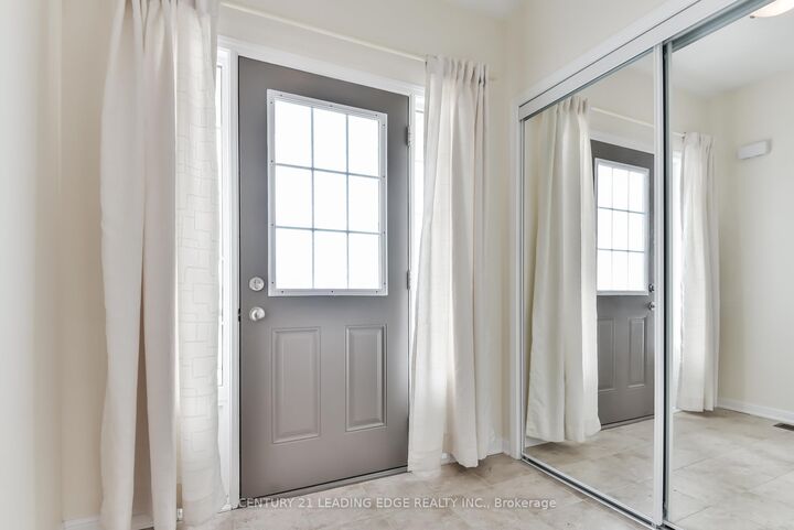 Property Photo: 211 Weldon Road ON L4A 0A6