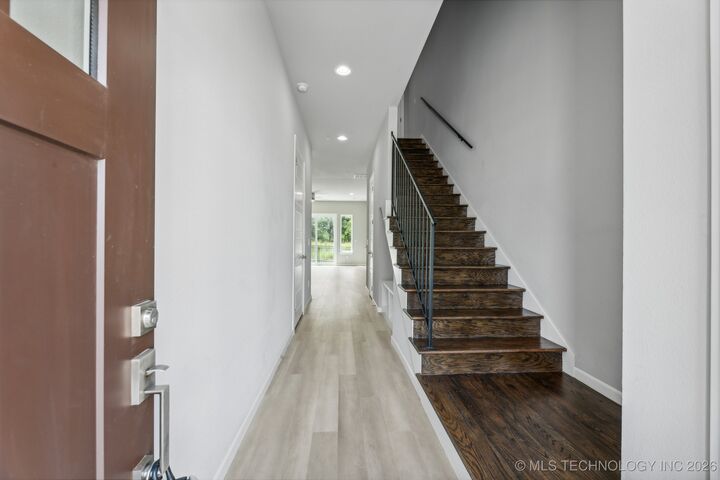 Property Photo:  3408 Redbud Lane  OK 74132 