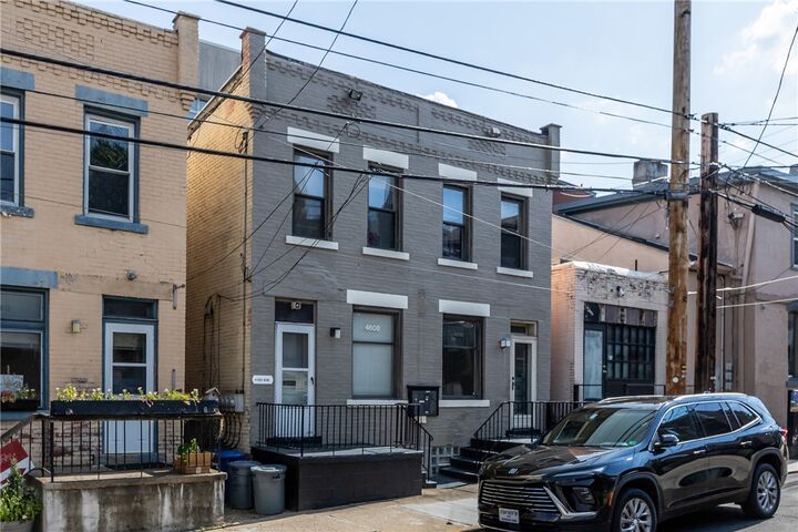 4606-4608 Winthrop Street  Oakland PA 15213 photo