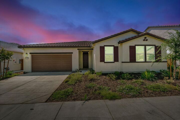 Property Photo: 2524 Grove Street CA 95242