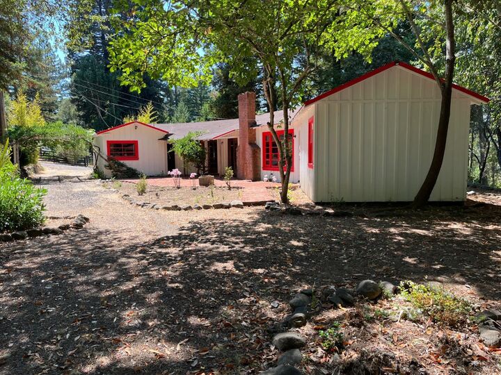 Property Photo:  16330 16346 Wright Drive  CA 95446 