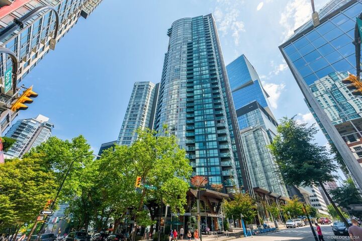 Property Photo: 1189 Melville Street 3501 BC V6E 4T8