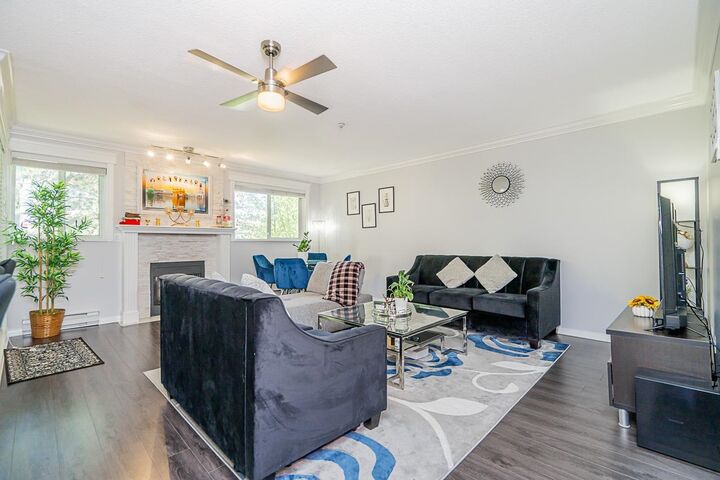 Property Photo:  13727 74 Avenue 313  BC V3W 0M7 