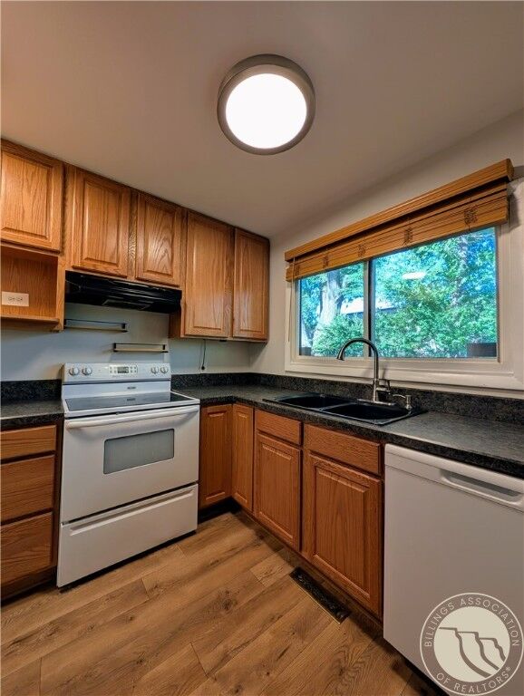 Property Photo: 1541 Wyoming Avenue C MT 59102