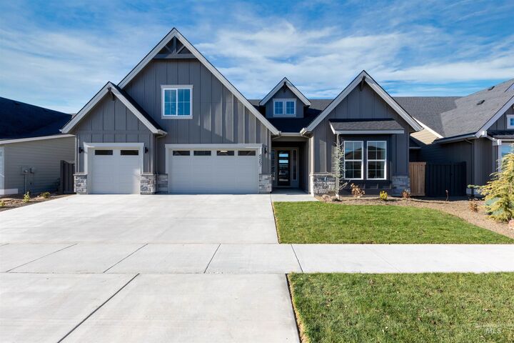 2568 E Tenzing Dr  Meridian ID 83642 photo