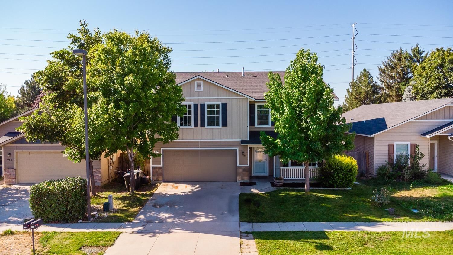 Property Photo: 733 W Ramsbrook St ID 83646
