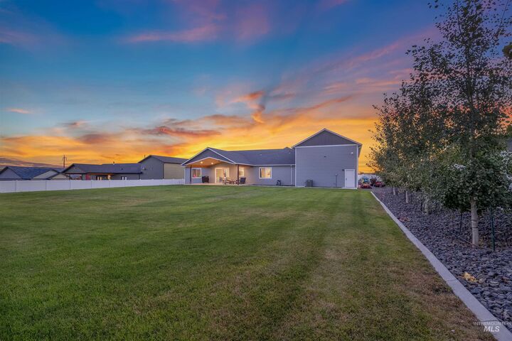 Property Photo: 2111 Vinifera Blvd ID 83501-6253