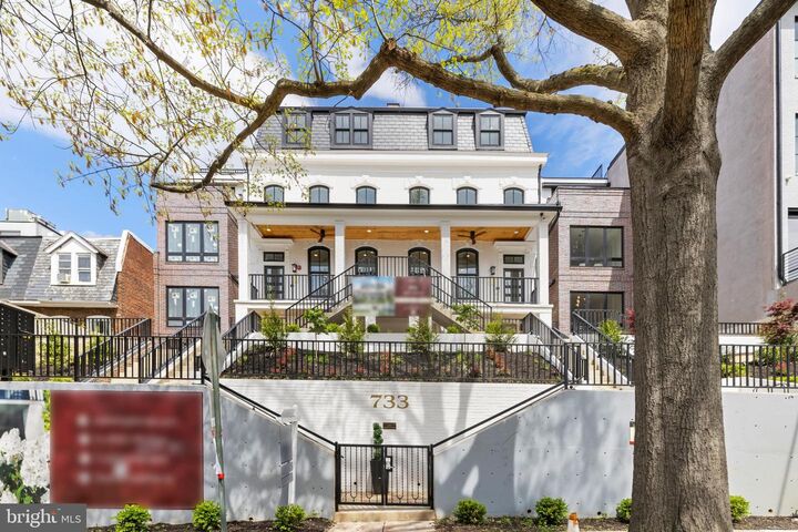 Property Photo: 733 Euclid Street NW 201 DC 20001