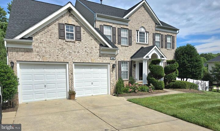Property Photo: 5203 Ashleigh Glen Court MD 20769