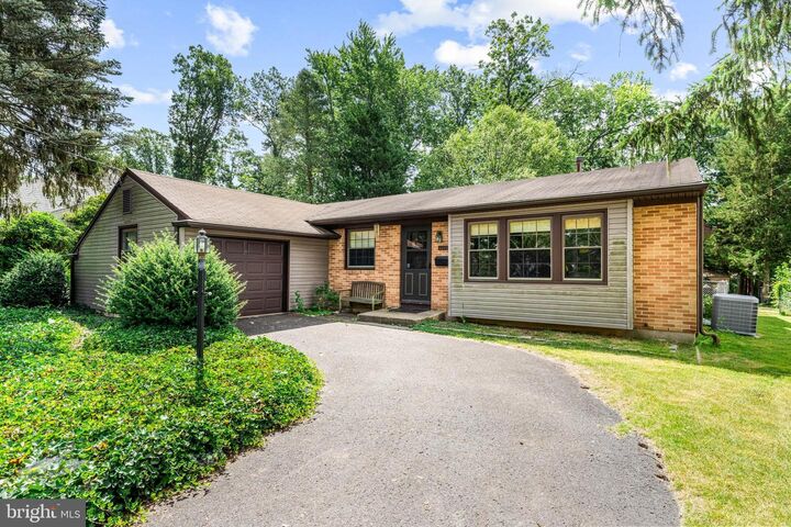 Property Photo: 1015 Merrymount Avenue S NJ 08012