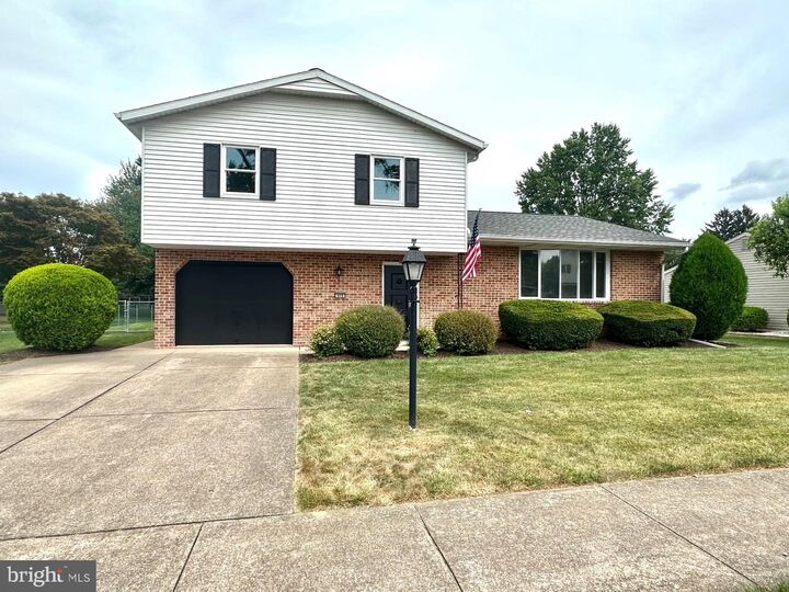 909 E Coover Street  Mechanicsburg PA 17055 photo