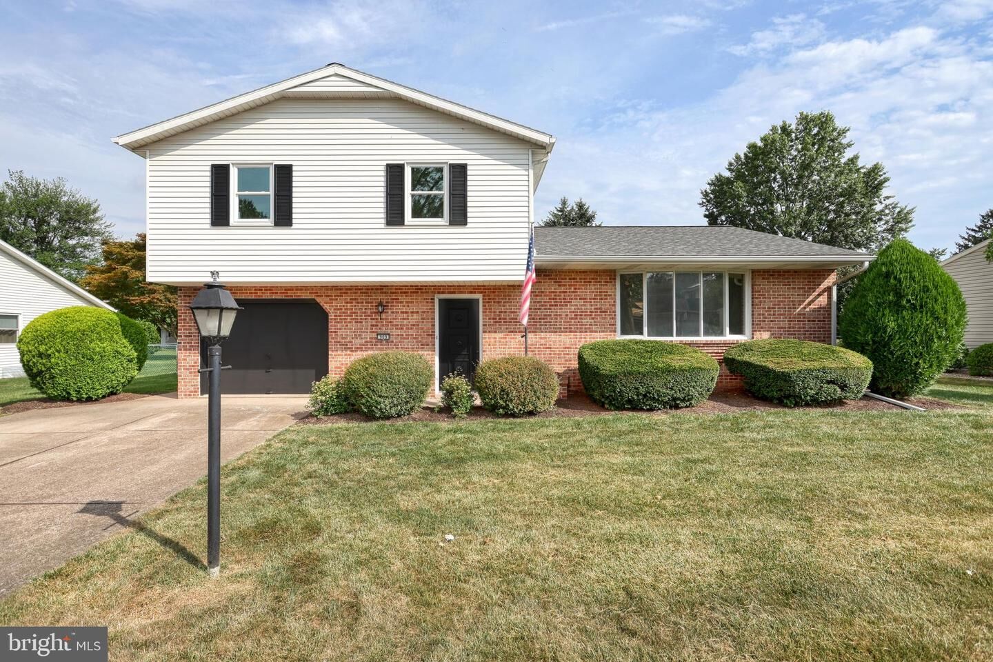 Property Photo:  909 E Coover Street  PA 17055 
