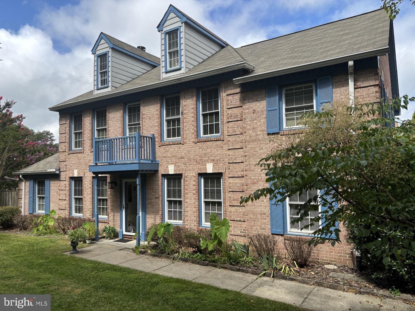 Property Photo: 901 Sextant Way MD 21401