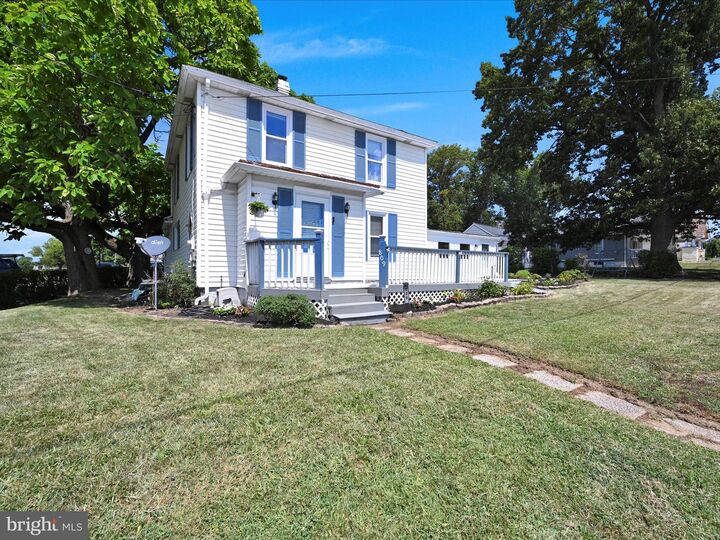 Property Photo:  809 N Forge Road  PA 17078 