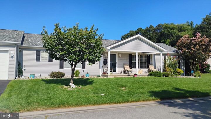 Property Photo: 420 Moore Place 420 DE 19901