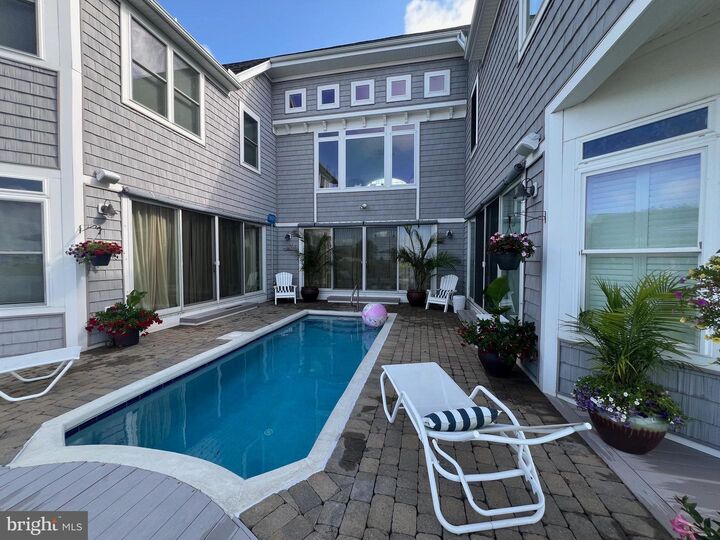 Property Photo:  12331 Southhampton Drive  MD 21813 