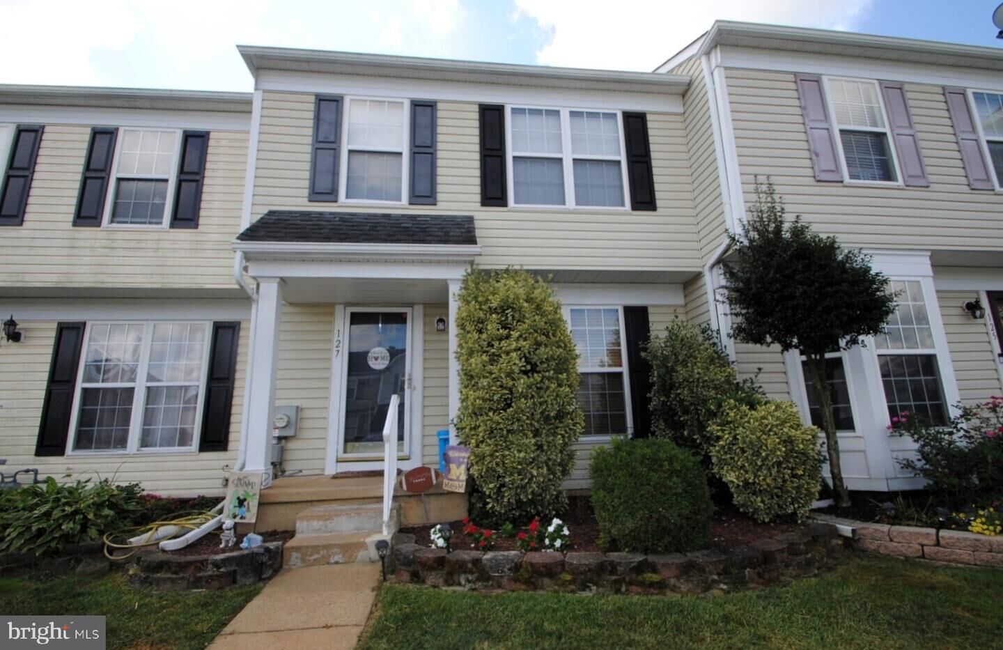 Property Photo: 127 Darling Street DE 19702