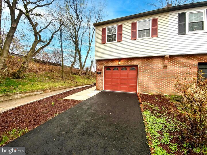 246 E Springfield Avenue  Philadelphia PA 19118 photo