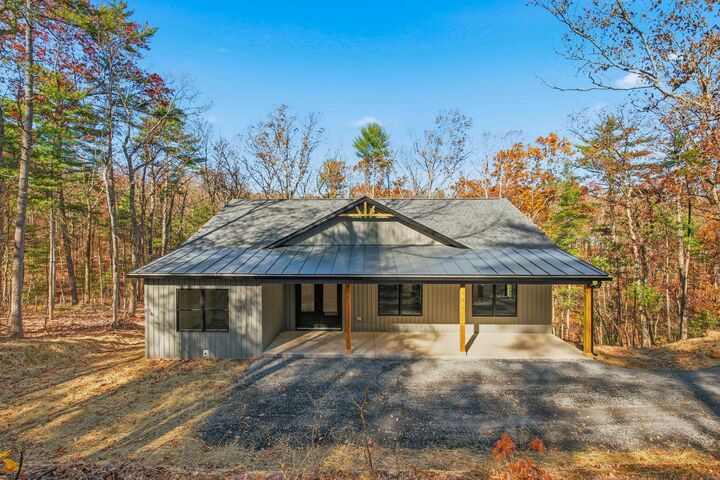 125 Crab Apple Rd  Mt Jackson VA 22842 photo