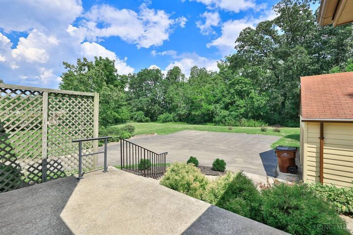 Property Photo:  5868 Greenlawn Road  OH 45011 