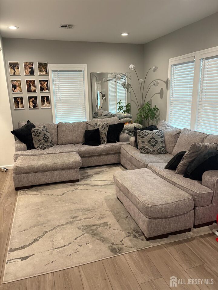 Property Photo:  532 Ridgeway Avenue  NJ 08879 