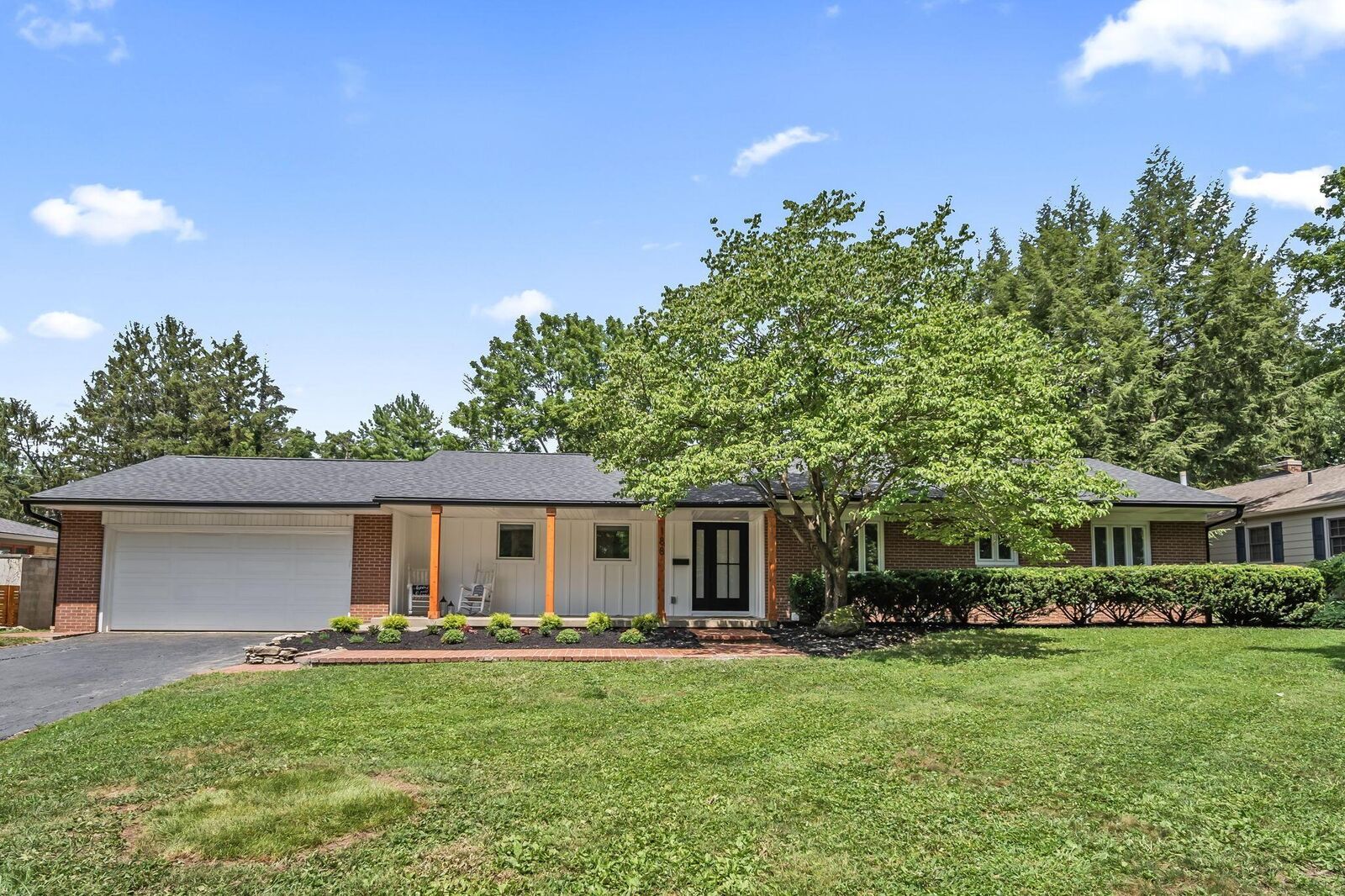 Property Photo:  188 Croswell Road  OH 43214 