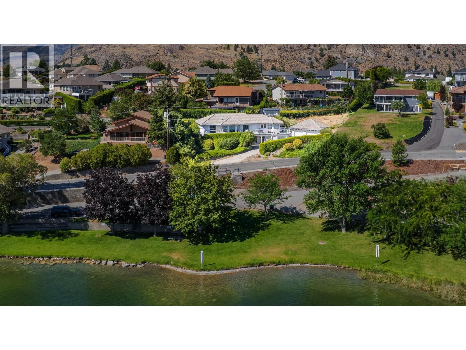 Property Photo: 6752 Lakeside Drive BC V0H 1T4