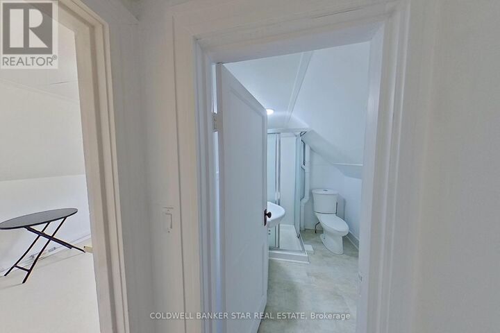 Photo de la propriété:  82 Ontario Street South Upper  ON N0M 1T0 