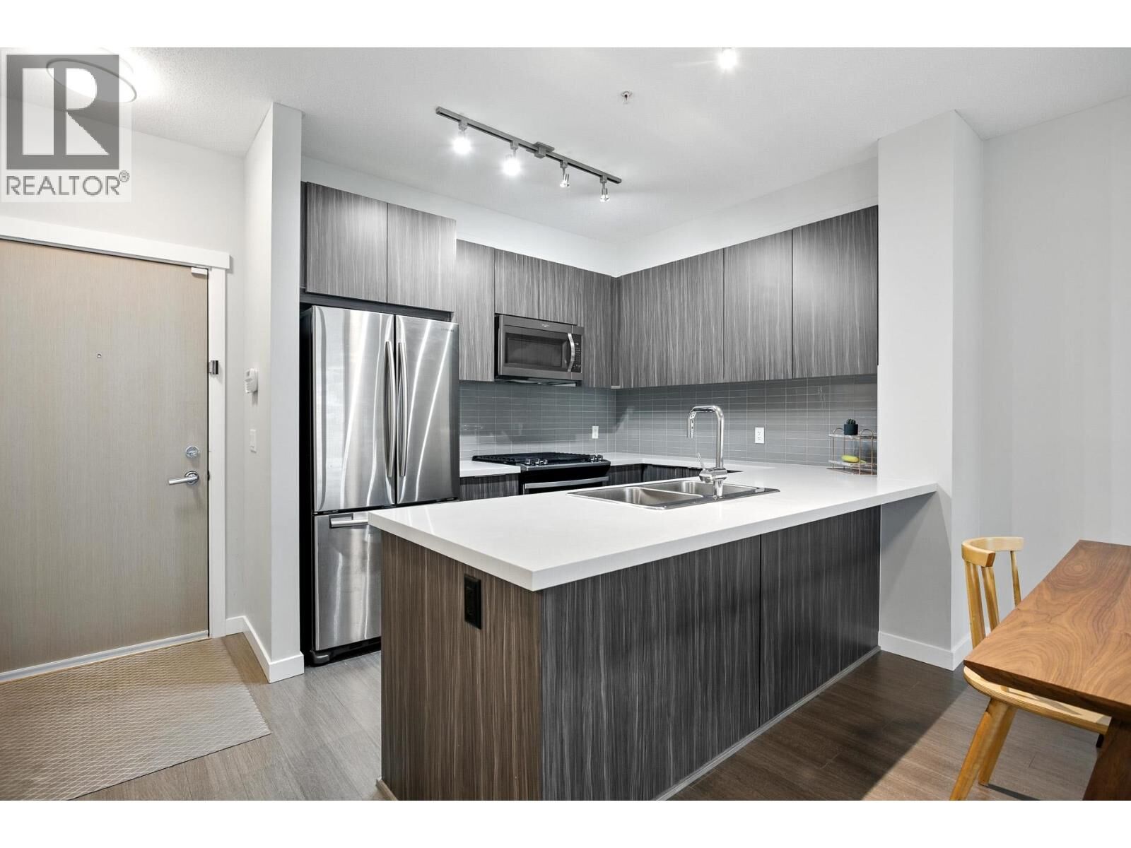 Photo de la propriété: 607 Cottonwood Avenue 104 BC V3J 0H1