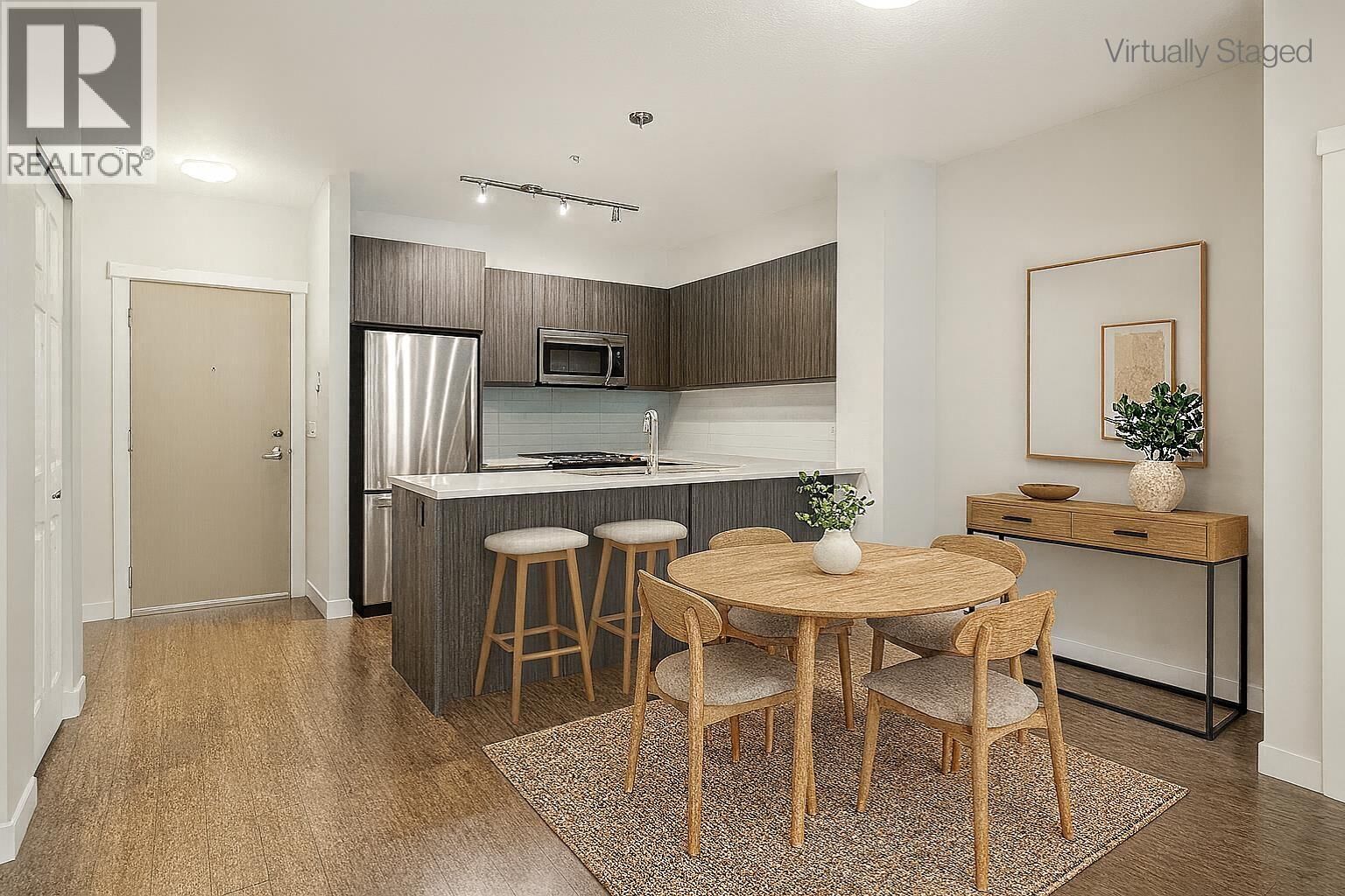 Property Photo: 607 Cottonwood Avenue 104 BC V3J 0H1