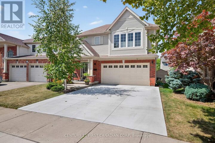 801 North Leaksdale Circle  London South (South U) ON N6M 1L9 photo