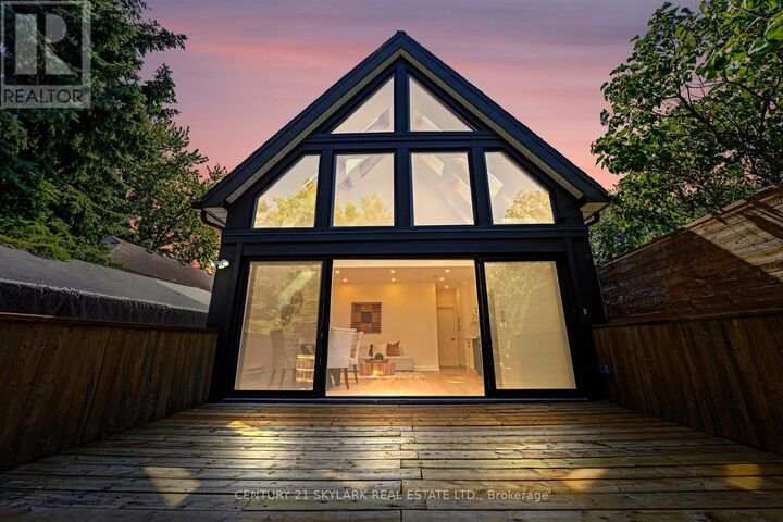 Property Photo: 9 Berry Creek Drive Unit 2 ON M9W 4A1