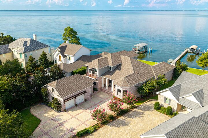 907 Peacock'S Point Drive  Destin FL 32541 photo
