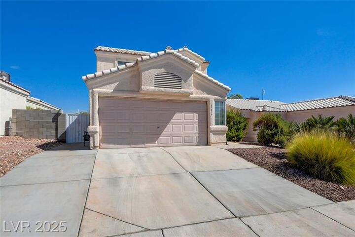 Property Photo: 8216 Carmen Boulevard NV 89128