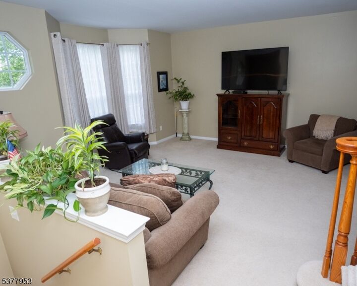 Property Photo:  7 Cummington Ln  NJ 08822 