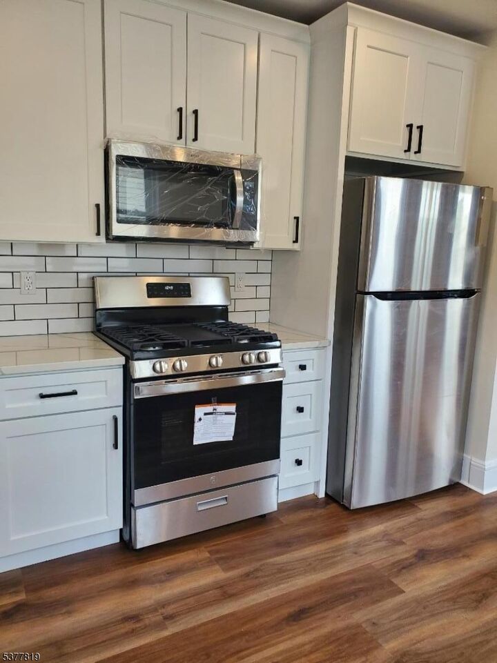 Property Photo:  130 Broughton Ave B  NJ 07003 