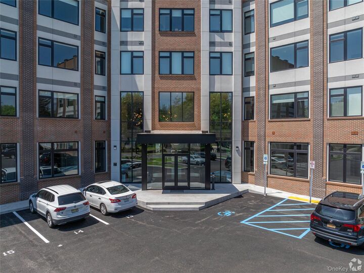 Property Photo:  15 Washington Avenue 409  NY 10901 