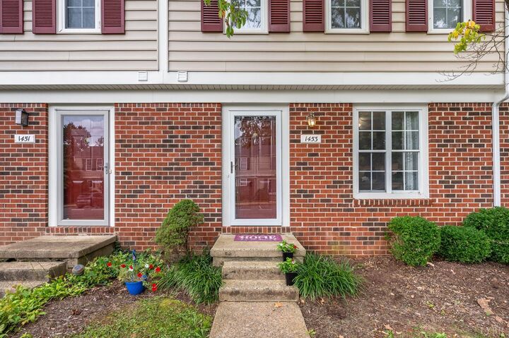 Property Photo: 1453 Ashbourne Drive VA 24501