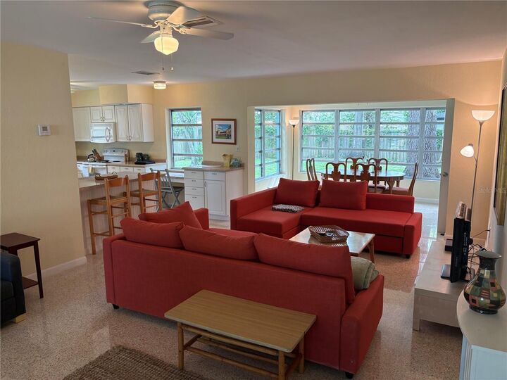 Property Photo:  1669 Paloma Lane  FL 34698 