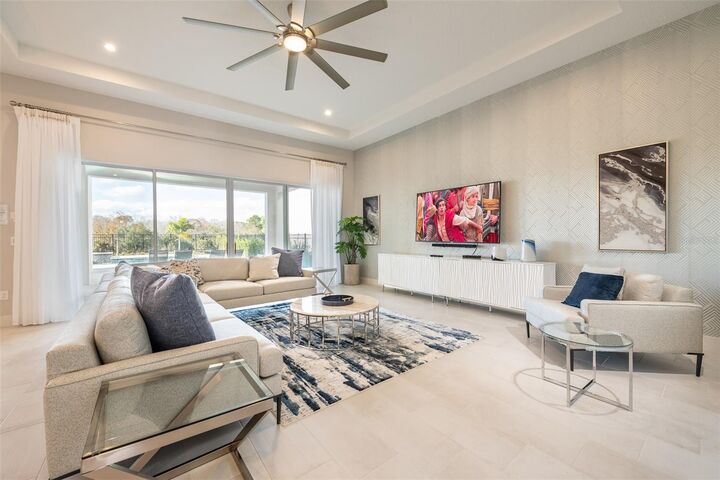 Property Photo:  1002 Jack Nicklaus Court  FL 34747 